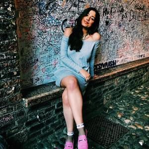 Meet your Posher, Dulcinea